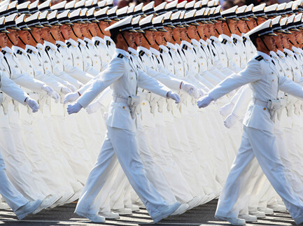 The Chinese Art of the Crowd